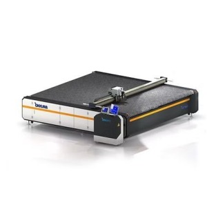 Okkura cutting table